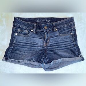 American Eagle Outfitters | 10 | Stretch Dark Wash Jean Shorts